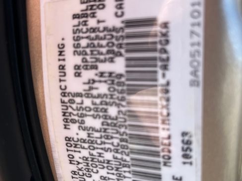 Used 2003 Toyota Avalon XLS image 11