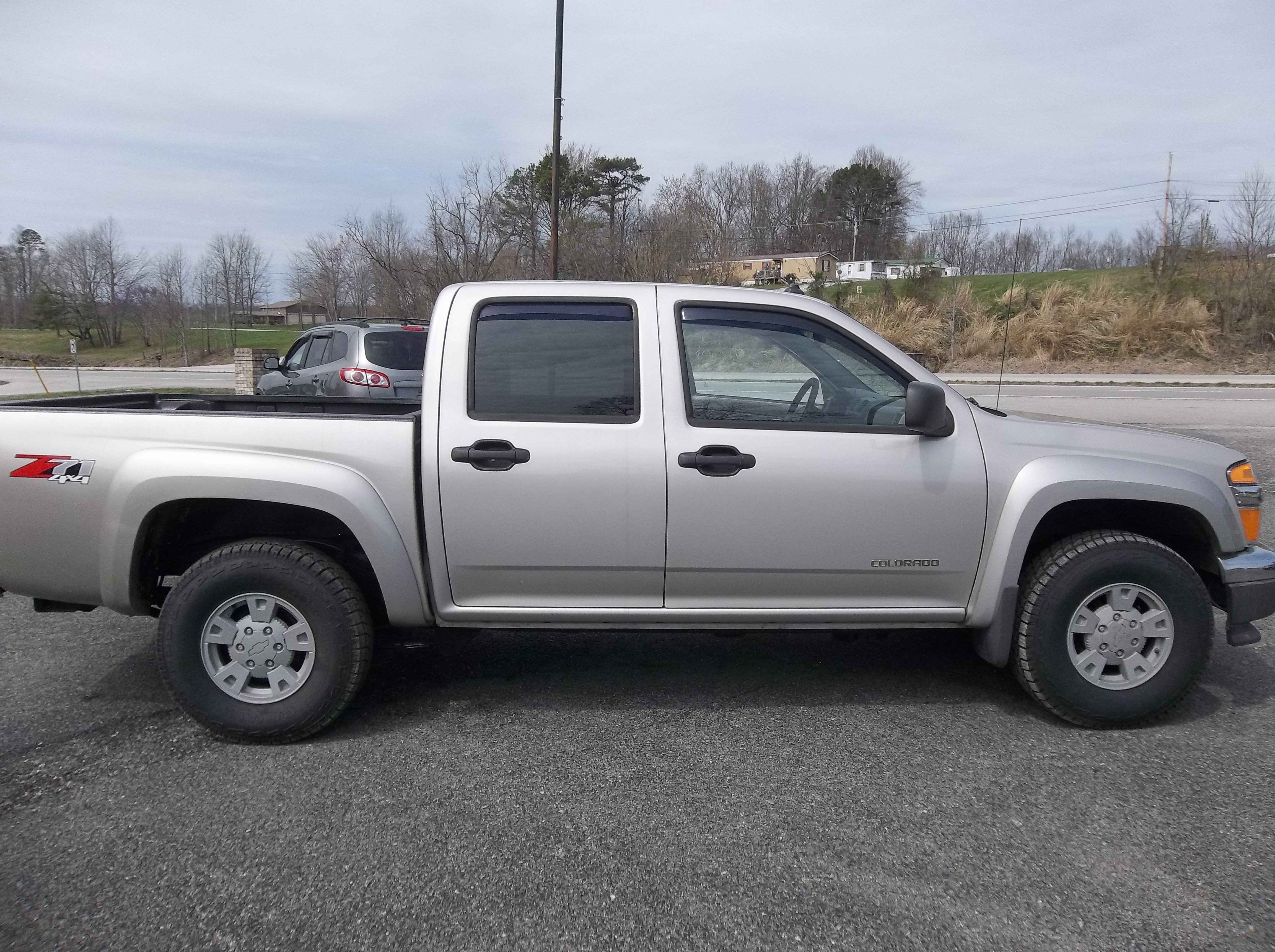 Used 2005 Chevrolet Colorado 4x4 Crew Cab LS image 4