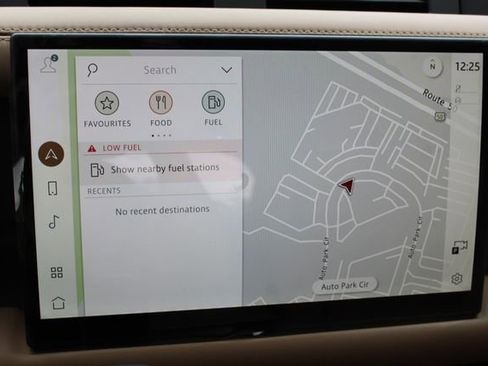 New 2025 Land Rover Defender 90 V8 image 18