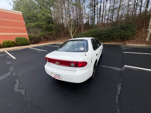 Used 2005 Chevrolet Cavalier image 6