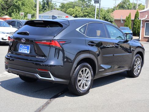 Used 2020 Lexus NX 300h image 8