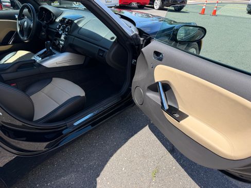Used 2007 Saturn Sky Red Line RWD image 11
