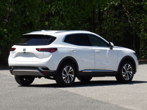 Used 2023 Buick Envision Essence image 8