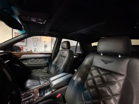 Used 2005 Bentley Arnage T image 26