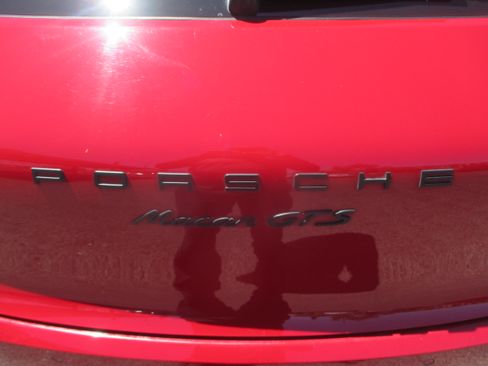 Used 2017 Porsche Macan GTS Sport Utility 4D AWD/4WD image 15