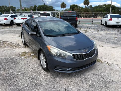 Used 2016 Kia Forte LX Sedan FWD image 6