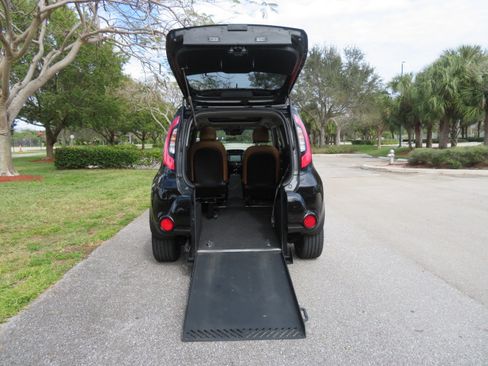 Used 2016 Kia Soul ! image 29