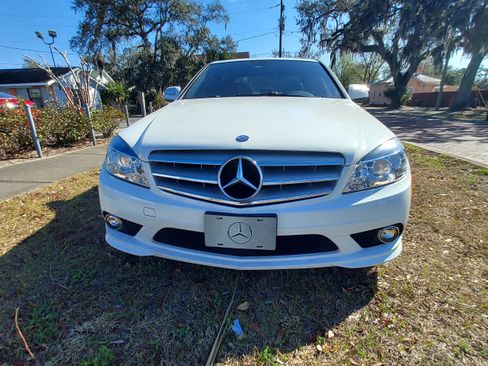 Used 2008 Mercedes-Benz C 300 Sport image 2