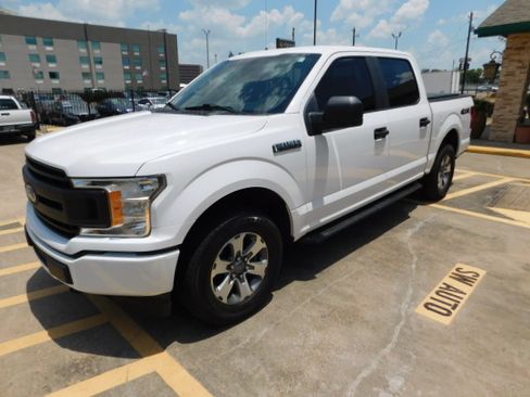 Used 2018 Ford F150 4x4 SuperCrew image 3