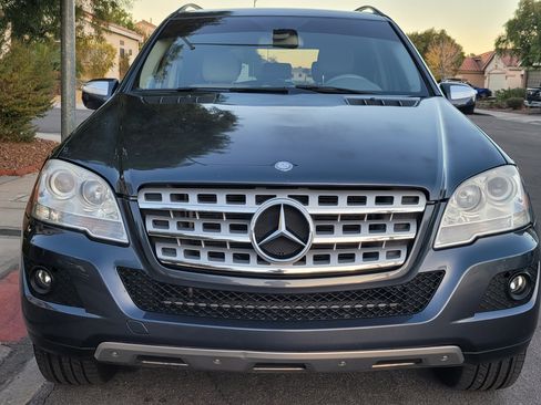 Used 2010 Mercedes-Benz ML 350 image 3
