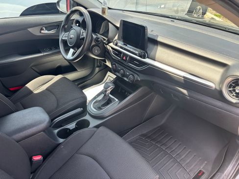 Used 2020 Kia Forte Sedan FWD image 5
