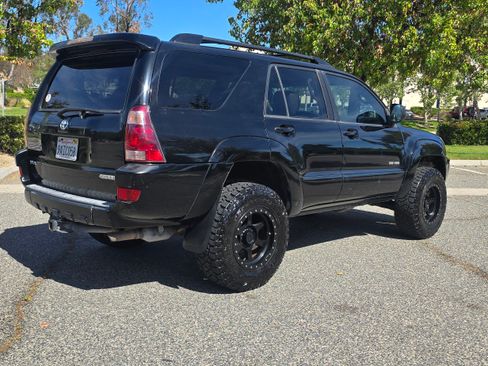 Used 2005 Toyota 4Runner SR5 image 7