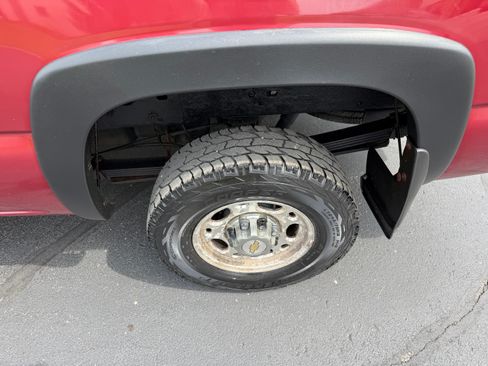 Used 2004 Chevrolet Silverado 2500 4x4 Extended Cab image 5