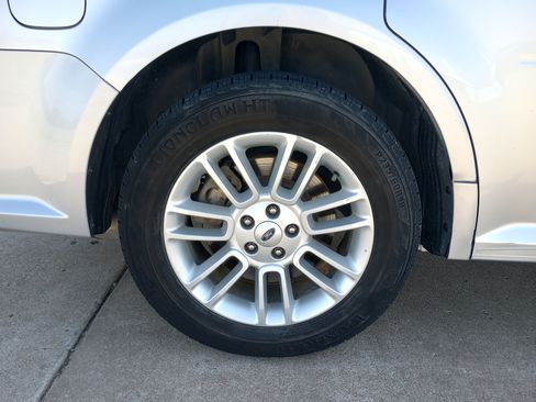 Used 2014 Ford Flex SEL image 10