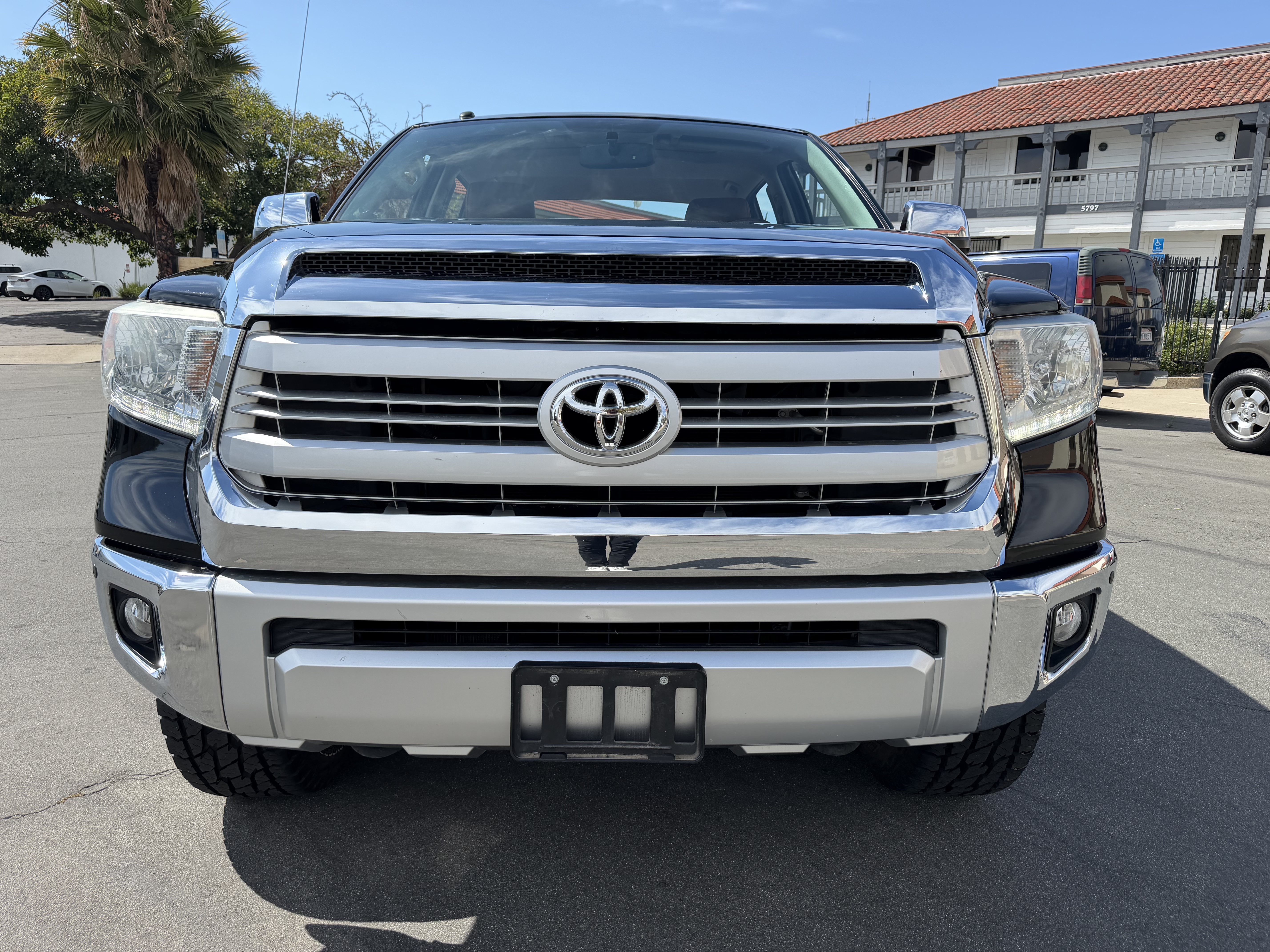 Used 2014 Toyota Tundra 1794 Edition AWD/4WD image 15