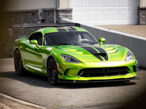 Used 2017 Dodge Viper GTC image 11