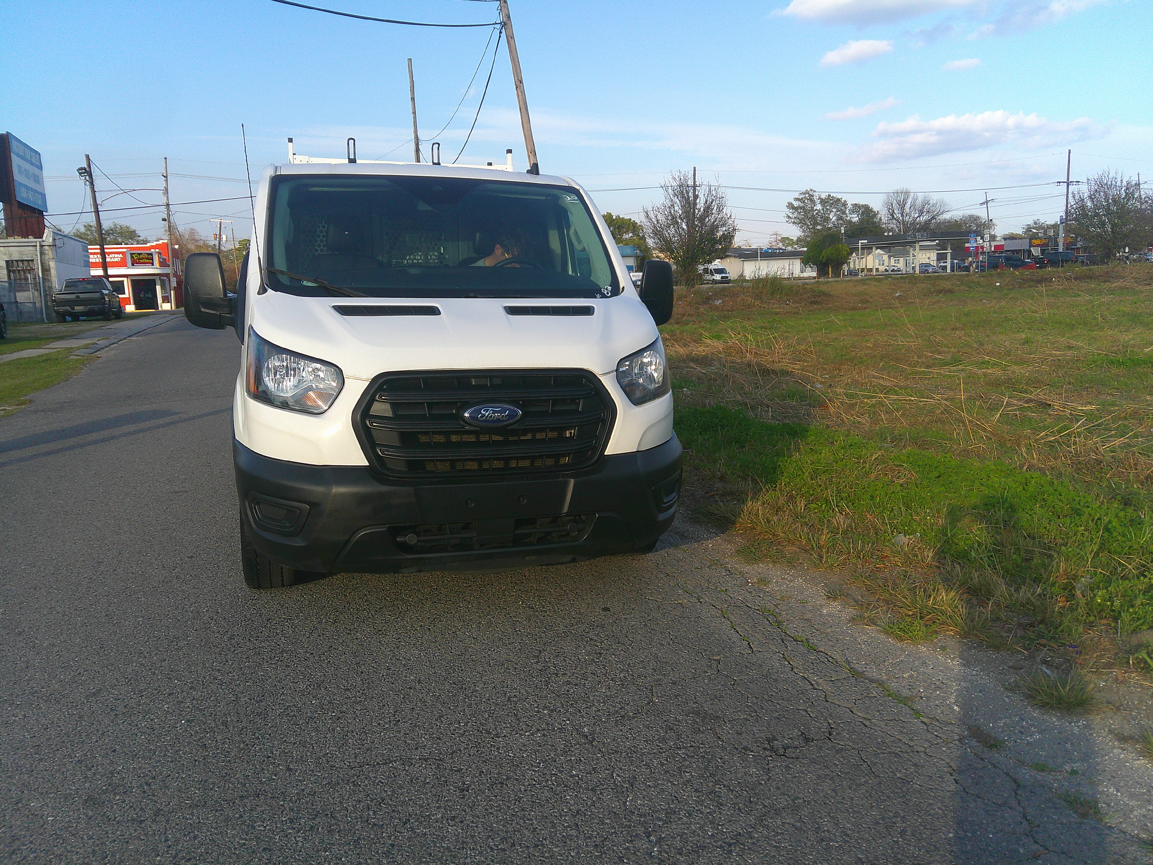 Used 2020 Ford Transit 150 Low Roof RWD image 5