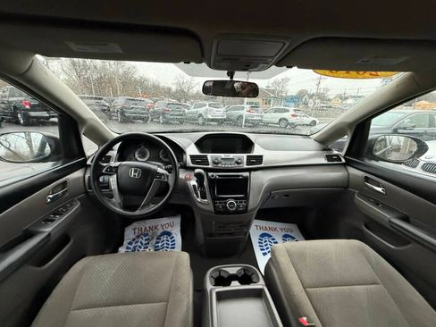 Used 2016 Honda Odyssey SE image 11