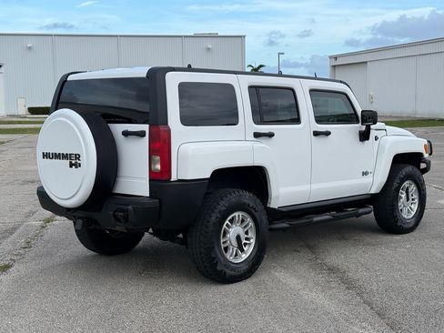 Used 2006 HUMMER H3 image 6