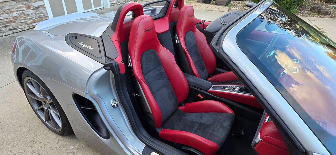 Used 2016 Porsche Boxster Spyder RWD image 54