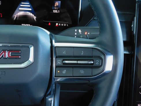 Certified 2025 GMC Acadia Elevation image 29