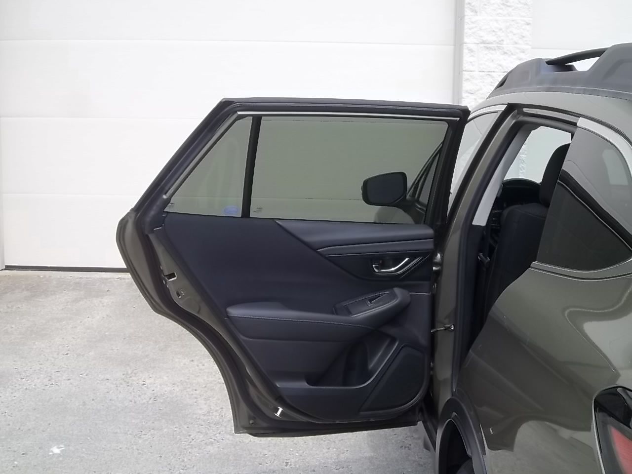 Used 2020 Subaru Outback Premium AWD/4WD image 18