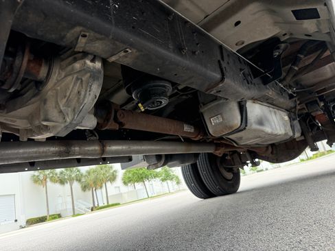 Used 2012 Ford F550 image 87