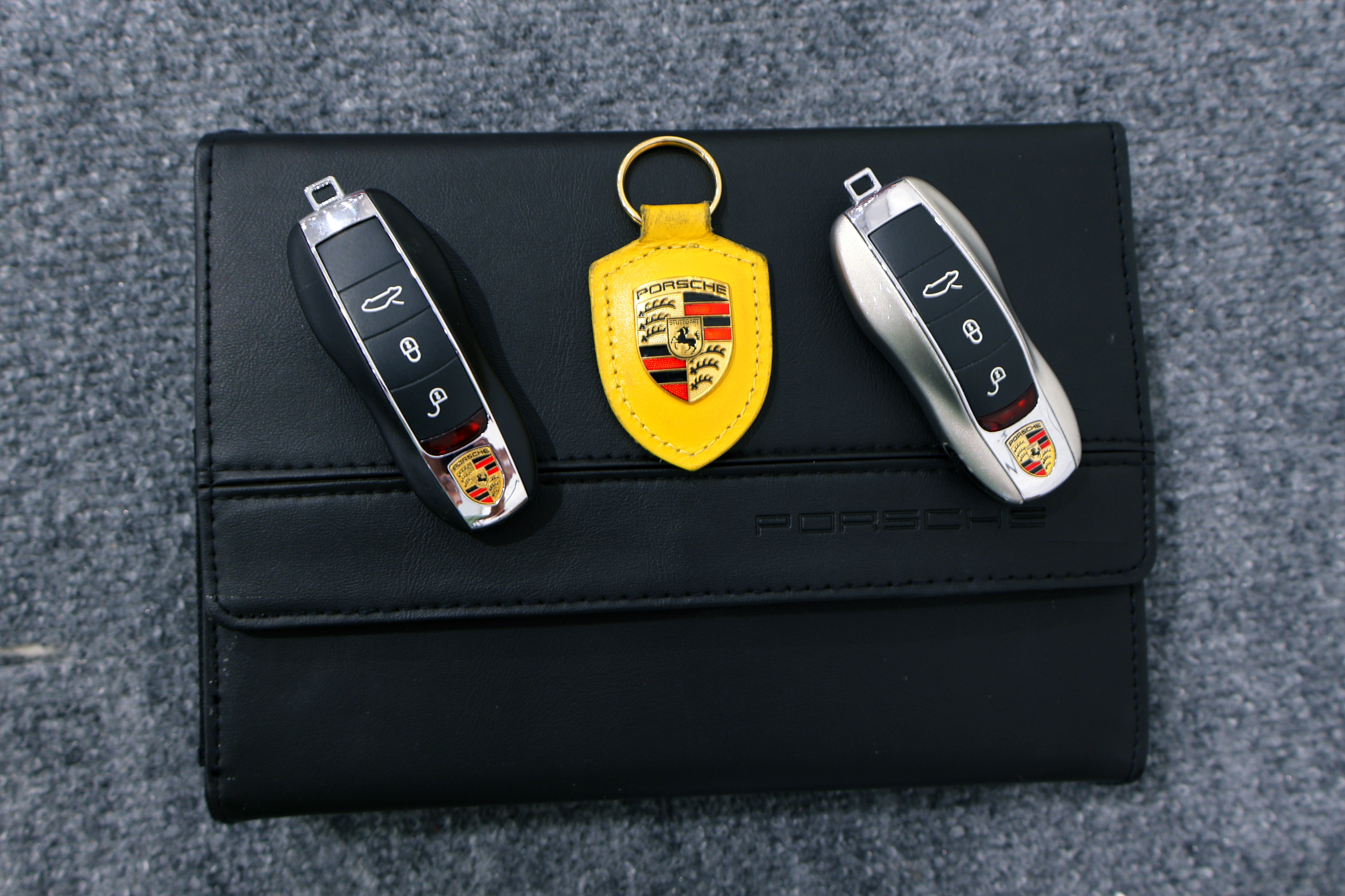 Used 2013 Porsche 911 Carrera RWD image 25
