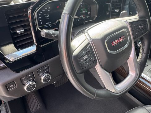 Used 2024 GMC Sierra 1500 Elevation image 18