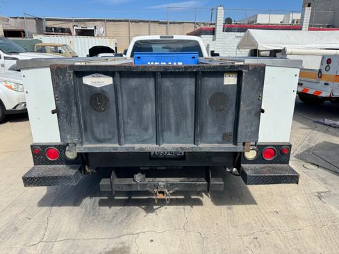 Used 2015 Ford F350 2WD Regular Cab DRW Super Duty image 17