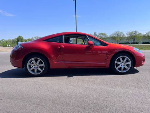 Used 2006 Mitsubishi Eclipse GT FWD image 8