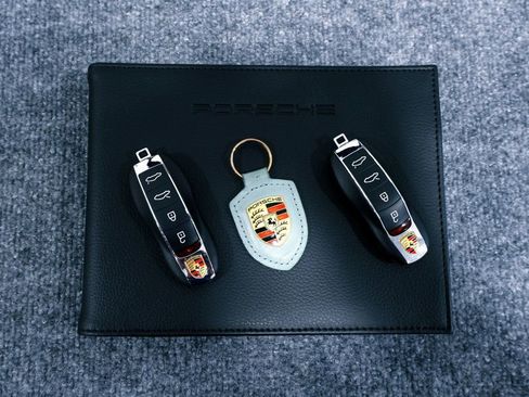 Used 2023 Porsche 718 Boxster Spyder image 35