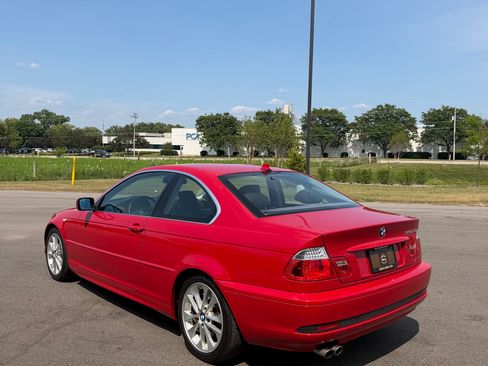 Used 2005 BMW 330Ci Coupe RWD image 6