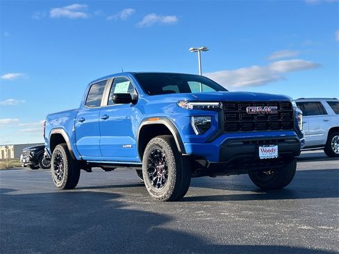 New 2026 GMC Canyon Elevation image 2