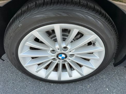 Used 2011 BMW 328i xDrive Sedan AWD/4WD image 34