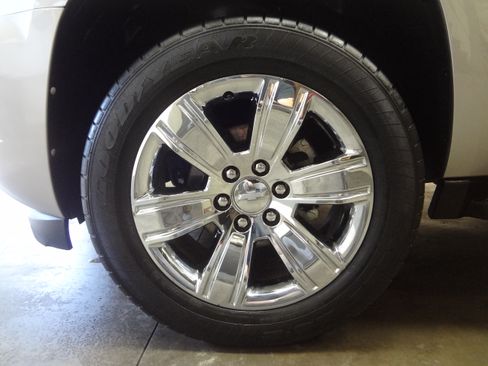 Used 2008 Chevrolet Avalanche LT image 13