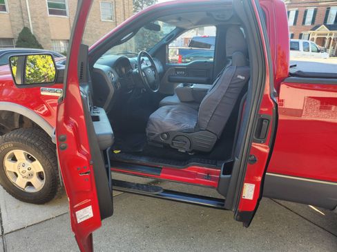 Used 2005 Ford F150 FX4 image 11