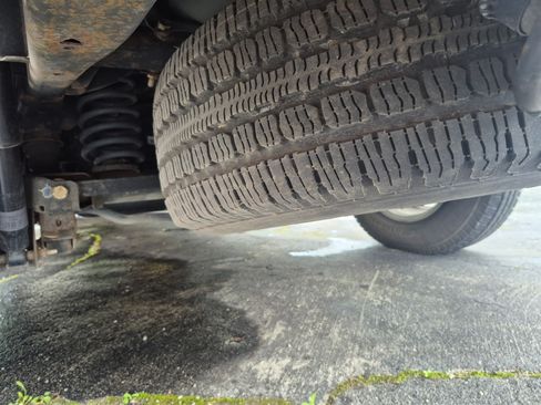 Used 2005 HUMMER H2 Sport Utility 4D AWD/4WD image 18