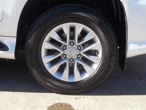 Used 2017 Lexus GX 460 Premium image 14