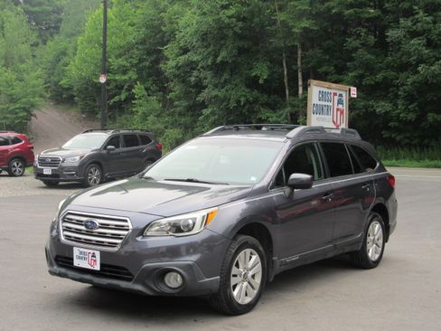 Used 2015 Subaru Outback 2.5i Premium AWD/4WD image 1