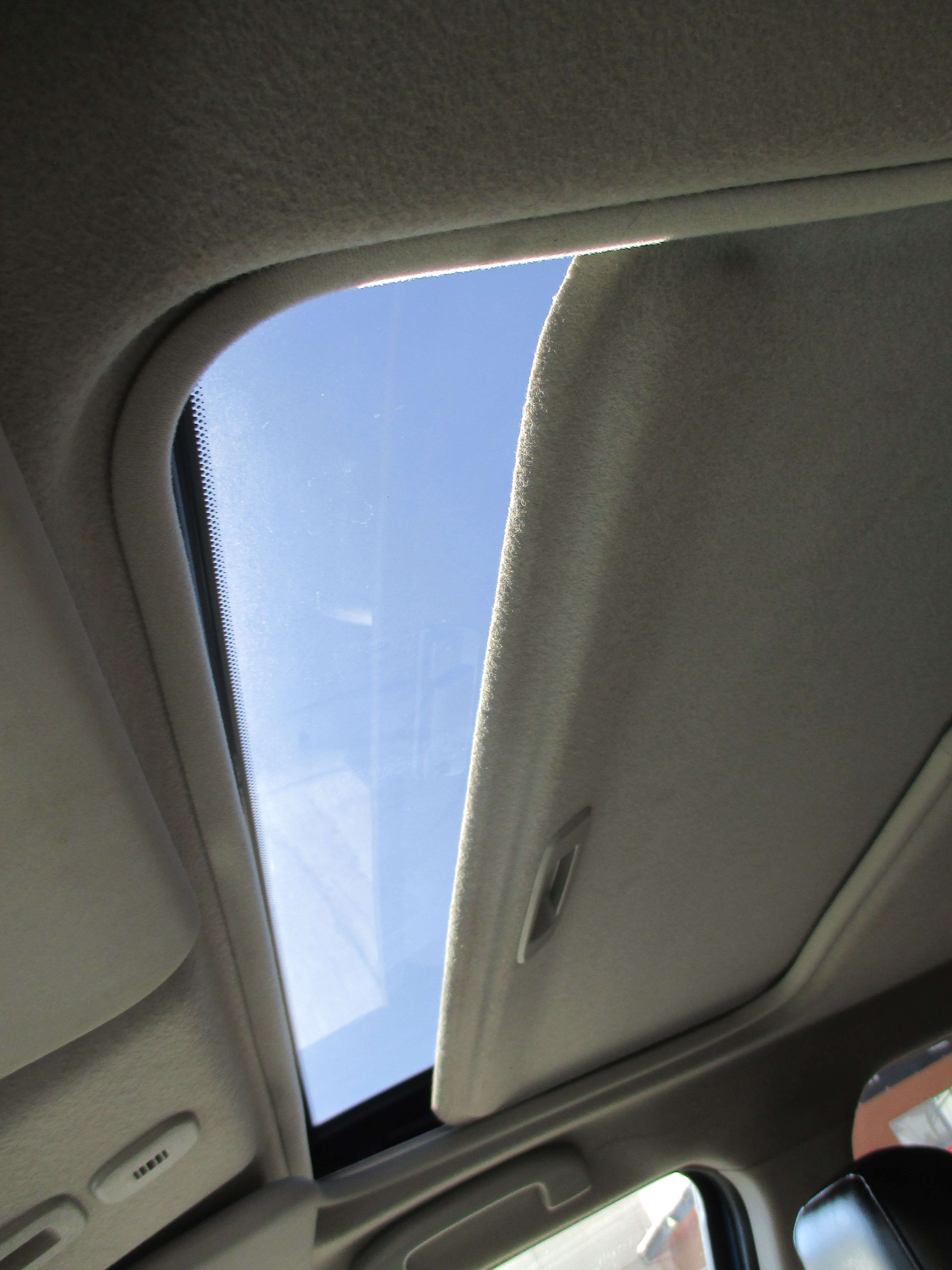 Used 2012 Nissan Juke AWD image 13