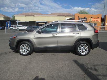 Used 2017 Jeep Cherokee Latitude Plus