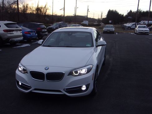 Used 2019 BMW 230i image 23
