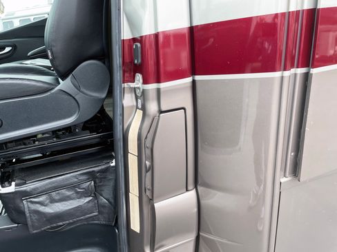 Used 2020 Mercedes-Benz Sprinter 4500 image 63