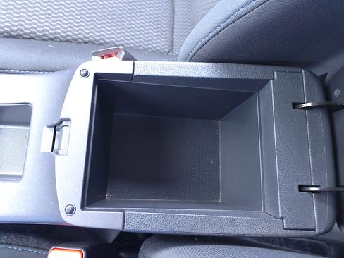 Used 2017 Nissan Leaf S image 23