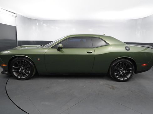 Used 2021 Dodge Challenger R/T Scat Pack image 2