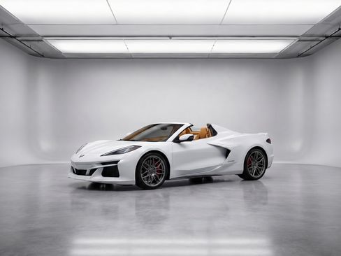 Used 2025 Chevrolet Corvette Z06 Convertible w/ 3LZ RWD image 4