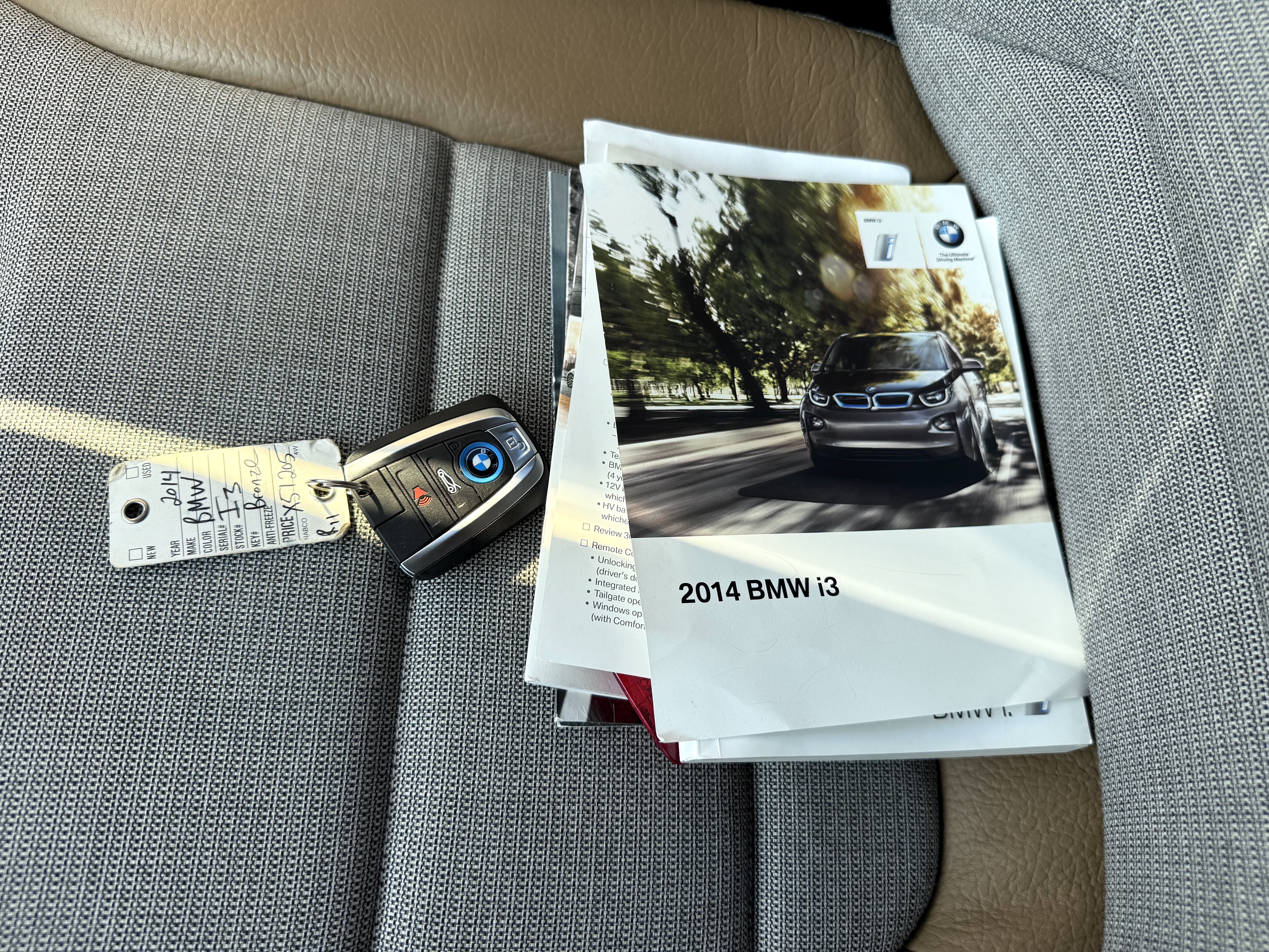 Used 2014 BMW i3 RWD image 24