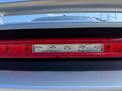 Used 2010 Dodge Challenger R/T image 21