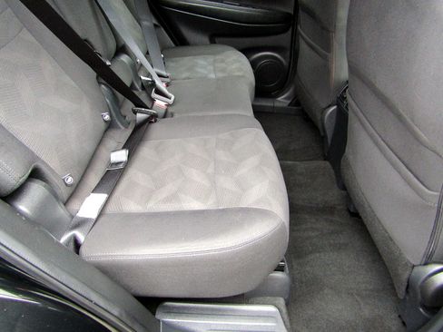 Used 2016 Nissan Rogue SV image 19